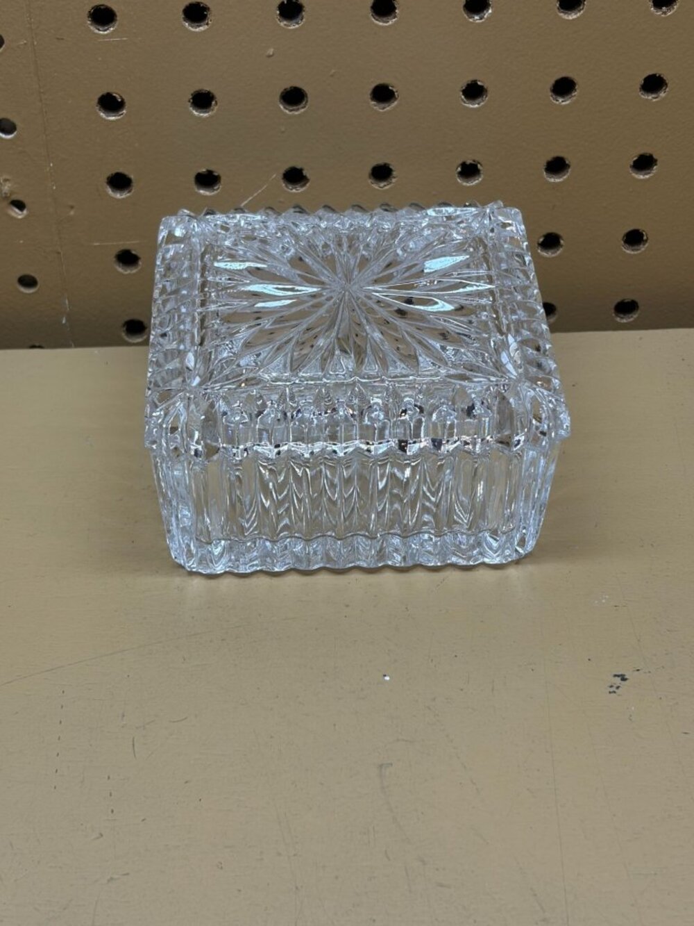 Clear Cut Glass Trinket Box With Lid - Starburst Pattern - Square Design - Jewel